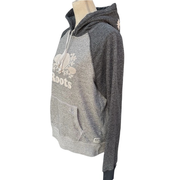 Roots Salt & Pepper Two Tone Grey Classic Hoodie (L) - Picture 10 of 16